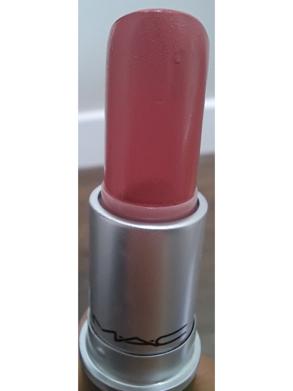 MAC Cosmetics Cremesheen Finish Lipstick - Fanfare